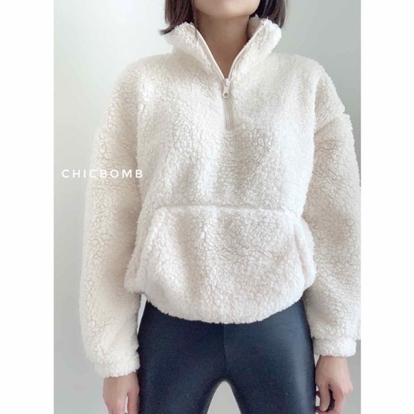 SALE ON SALE💗HIGH NECK FAUX SHEARLING PULLOVER WITH KANGAROO POCKET - Picture 1 of 7